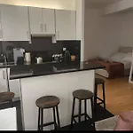 Studio Pour 1 A 4 Pers Localise Dans Un Quartier Chic